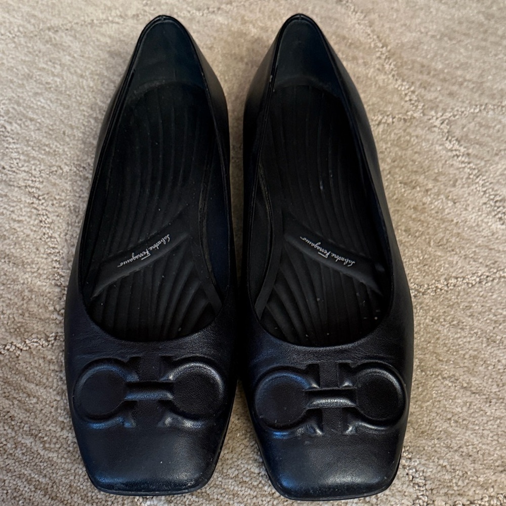 Salvatore Ferragamo Classic Cushion Black Flats
